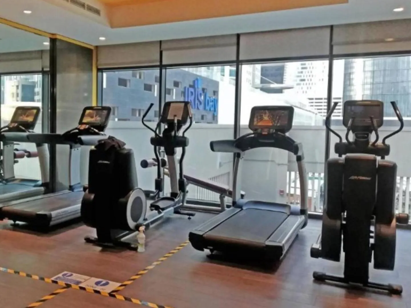 Stylish 1Br Merano Tower Pool Parking Dubaj Zjednoczone Emiraty Arabskie